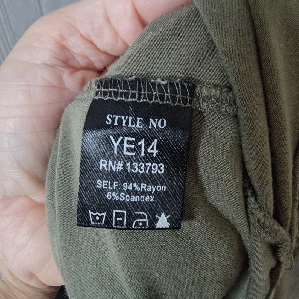 POL Green Sleeveless Tunic Blouse - Picture 5 of 5